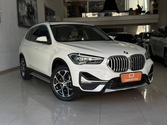 BMW X1 2.0 16V TURBO ACTIVEFLEX SDRIVE20I X-LINE 4P AUTOMÁTICO BMW X1 2.0 16V TURBO ACTIVEFLEX SDRIVE20I X-LINE 4P AUTOMÁTICO